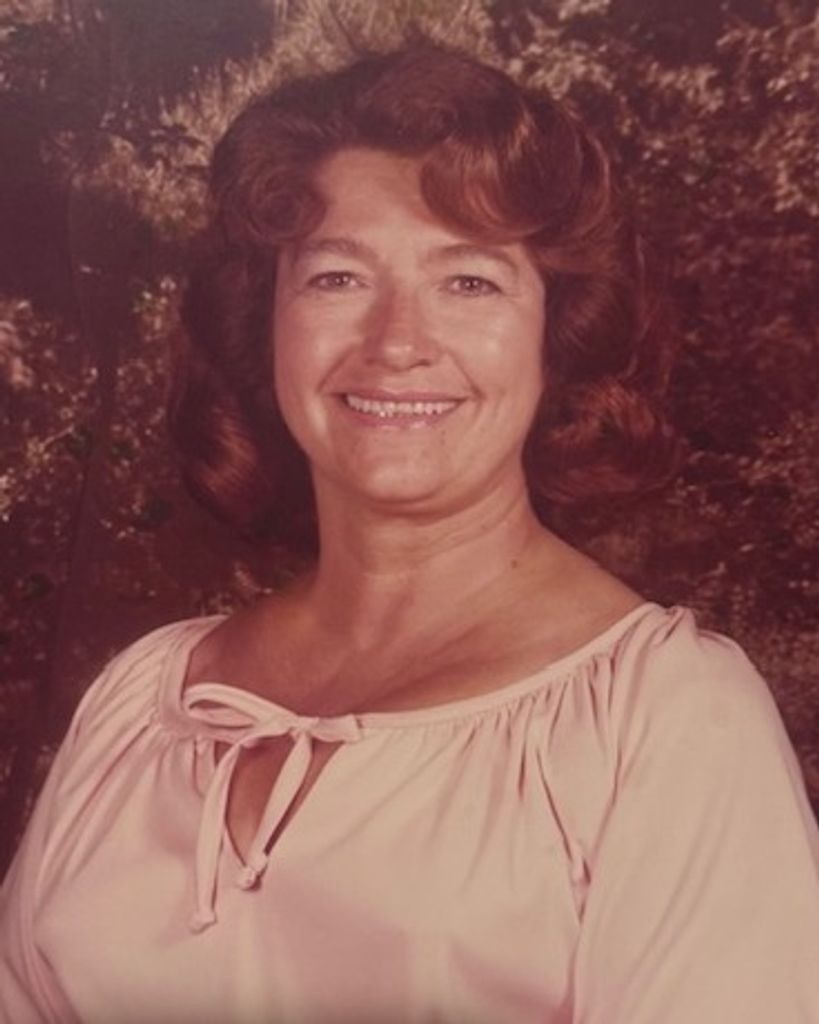 Eva Flora Wichern Profile Photo