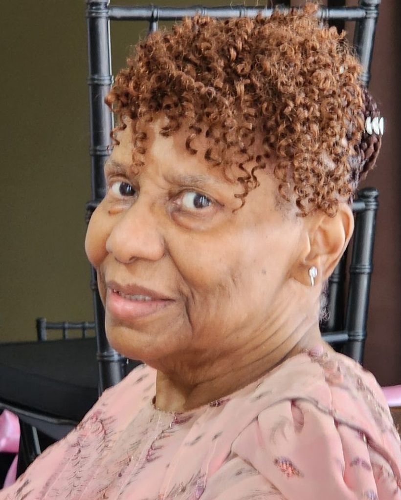 Geraldine Charlette Looney Profile Photo