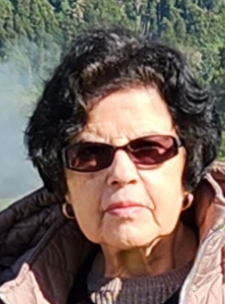 Maria F. (Pacheco)  Furtado