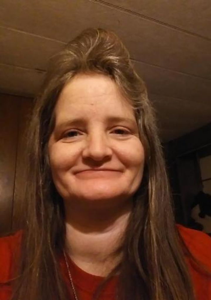Tania Jo Lay Profile Photo