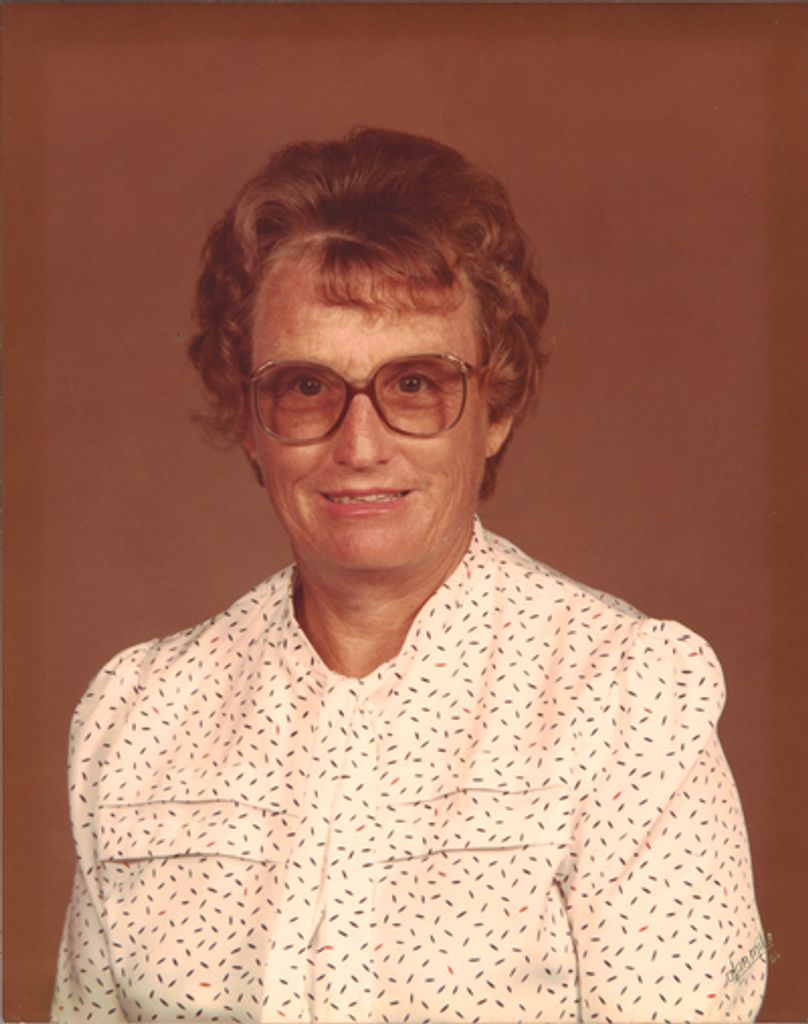 Wanda Loraine Holcomb