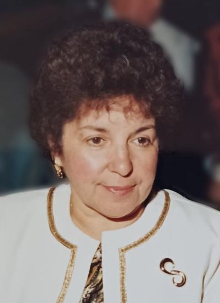 Mary B. Medeiros Profile Photo