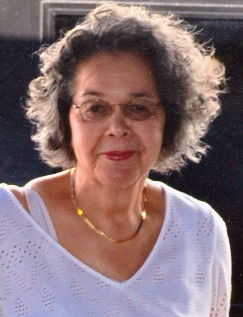 Carrie Jones Profile Photo