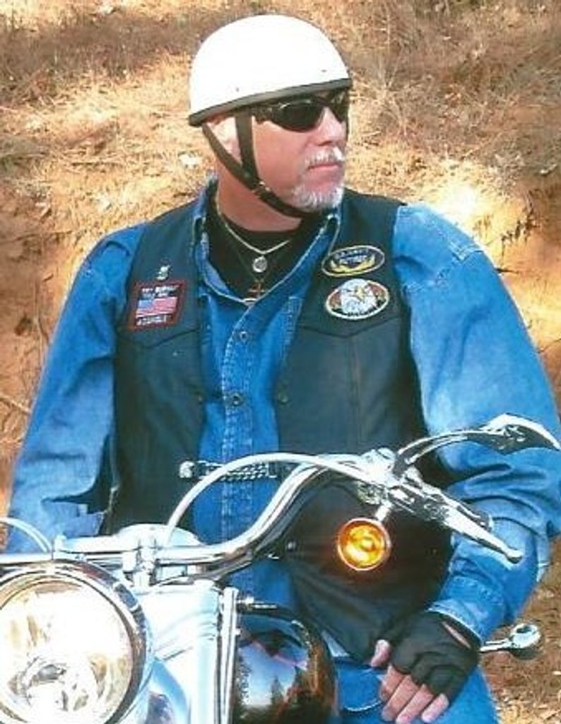 Michael Chase Dunbar Profile Photo