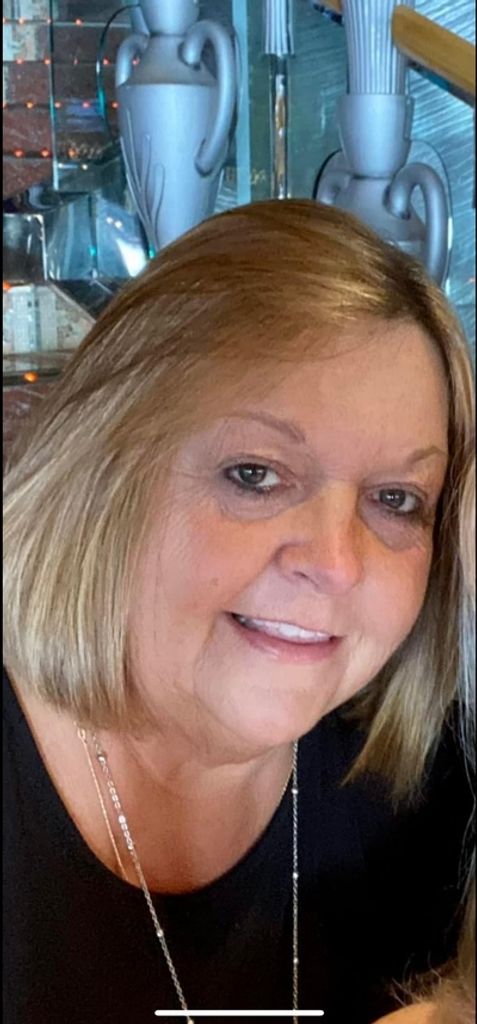 Jennifer Edwards Peele Profile Photo