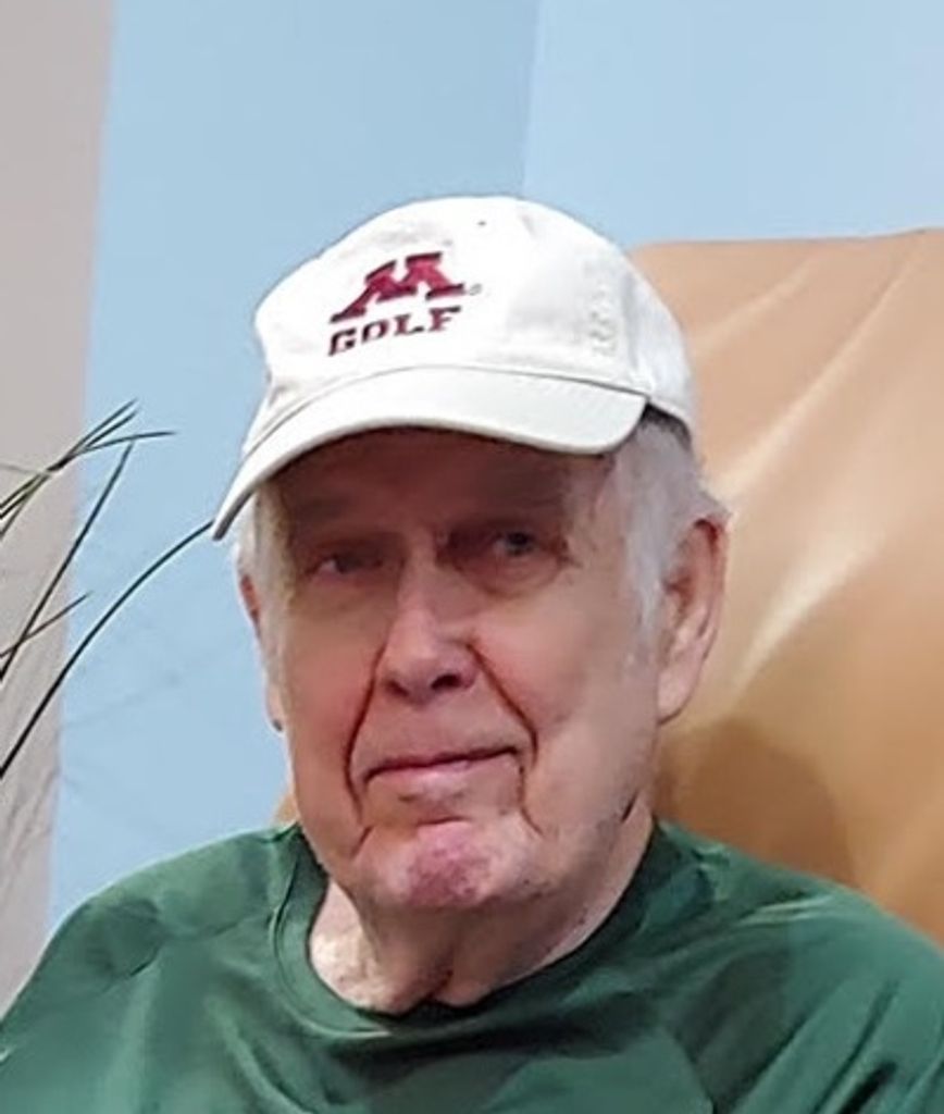 Dwight Bernard Skinner Profile Photo