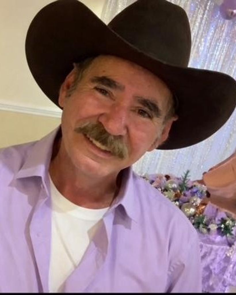 Luis E. Cardenas Profile Photo