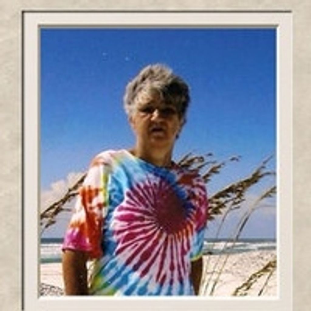 Carolyn B Reed
