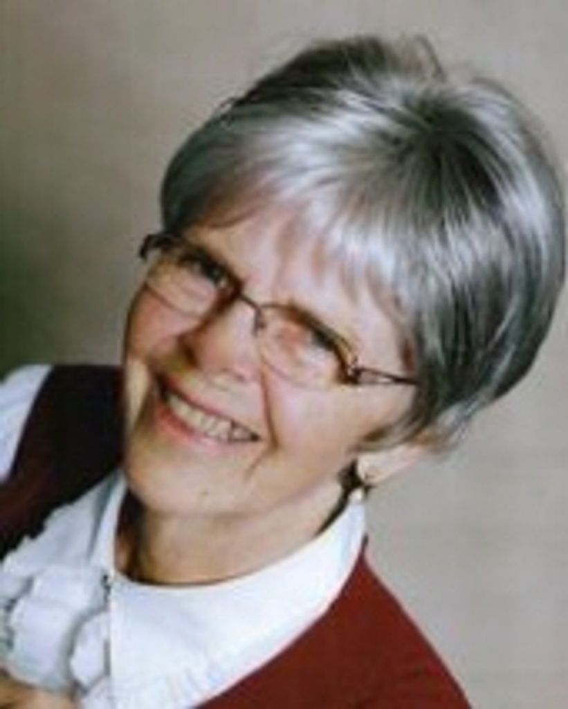 Dorothy H Karlstad Woestehoff