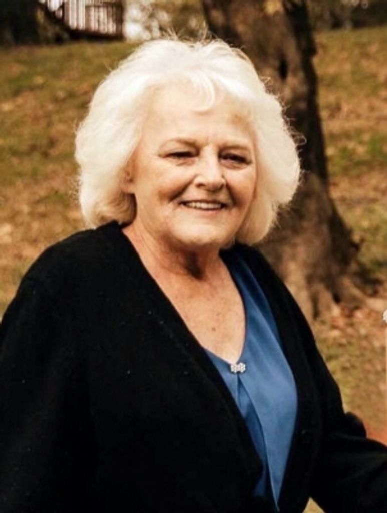 Hetty F Helton
