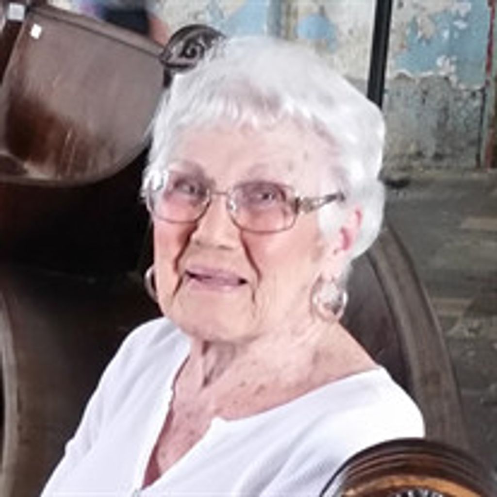 Elizabeth "Betty" Russell Profile Photo