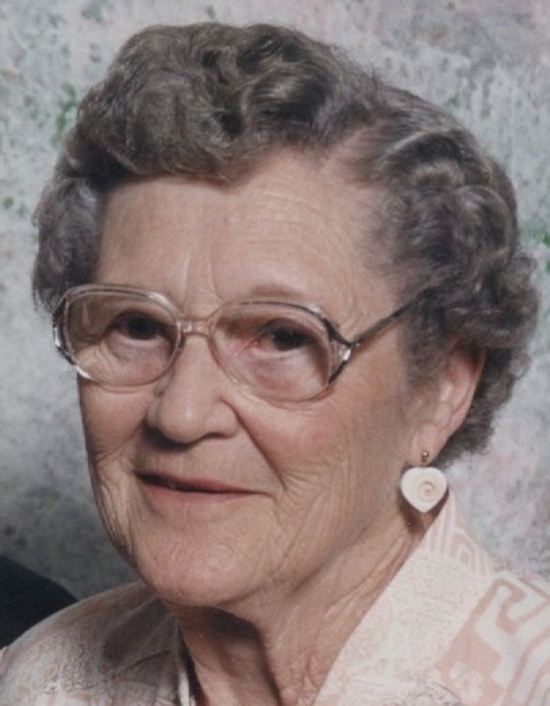 Ruth M Bloom (Bowlby)