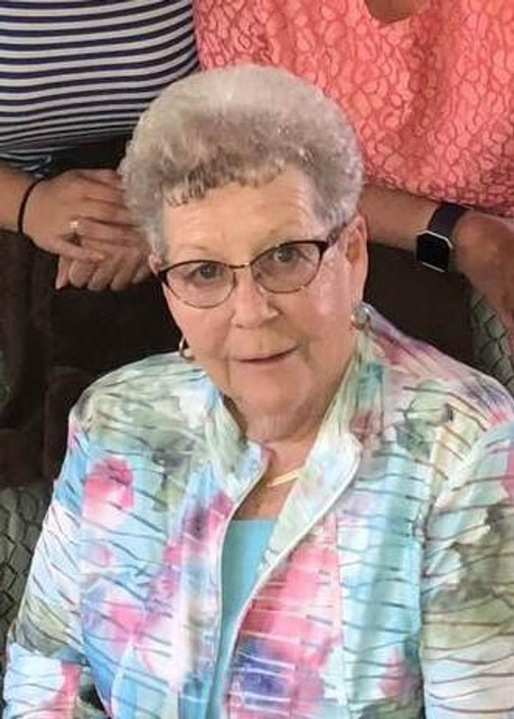 Mary H (Moore) Miller Profile Photo