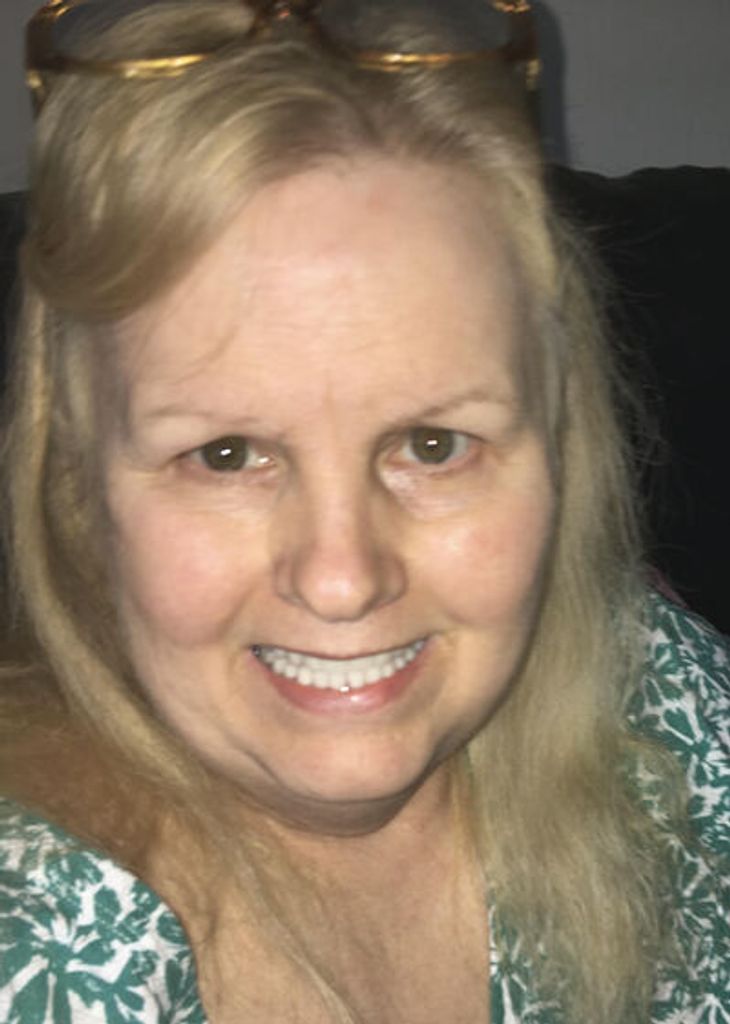 Deborah Lois Moon Profile Photo