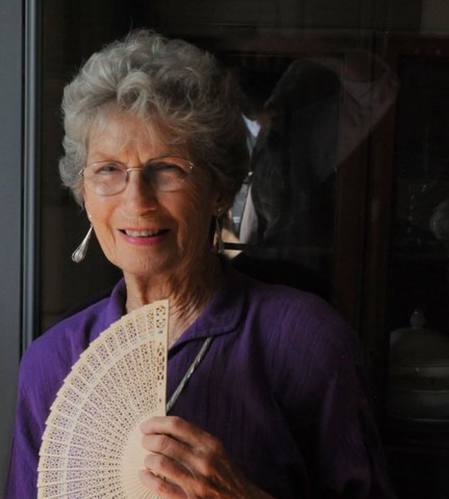 Lois "Betty" Elizabeth Starkey - Gallaher