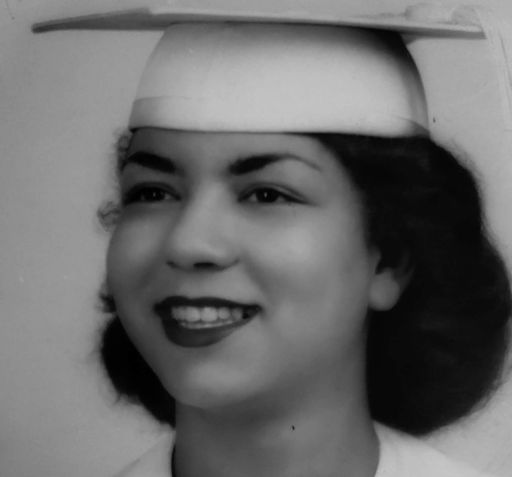 Alyce Hall Gilchrist photo gallery thumbnail 5 of 77