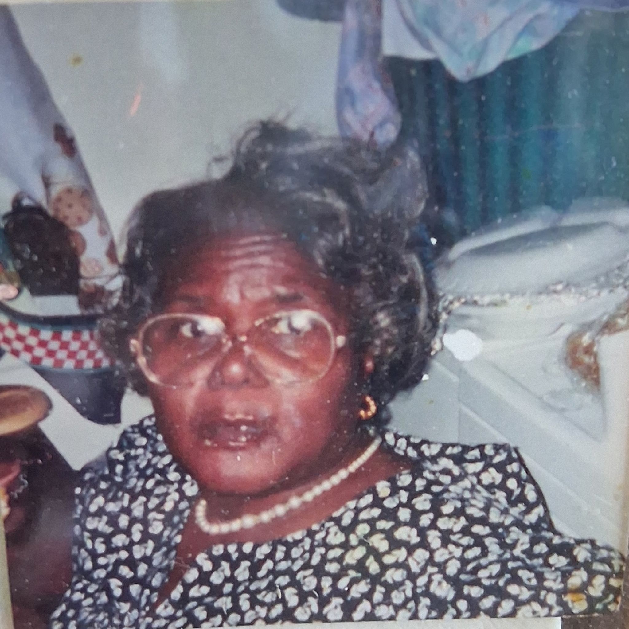 Cover for Mary Lott's Obituary