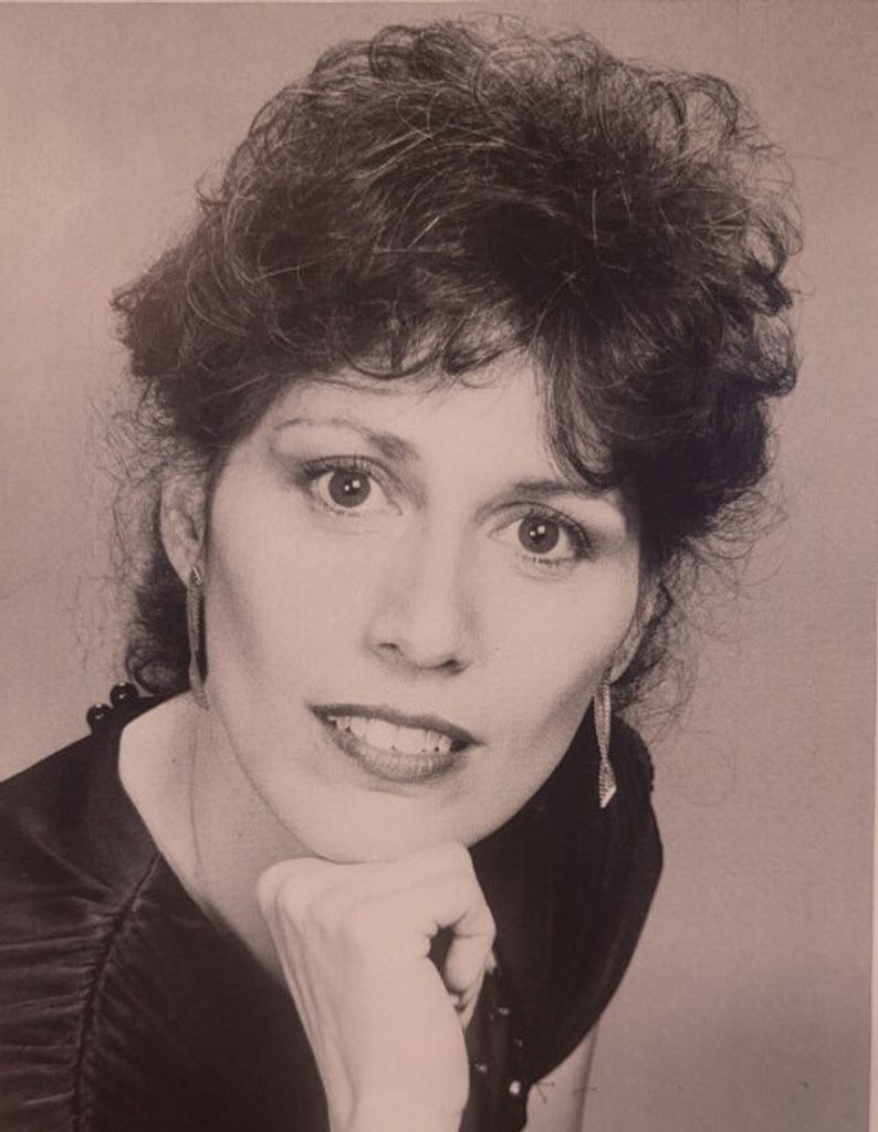 Joy L (Robinson)  Gibson