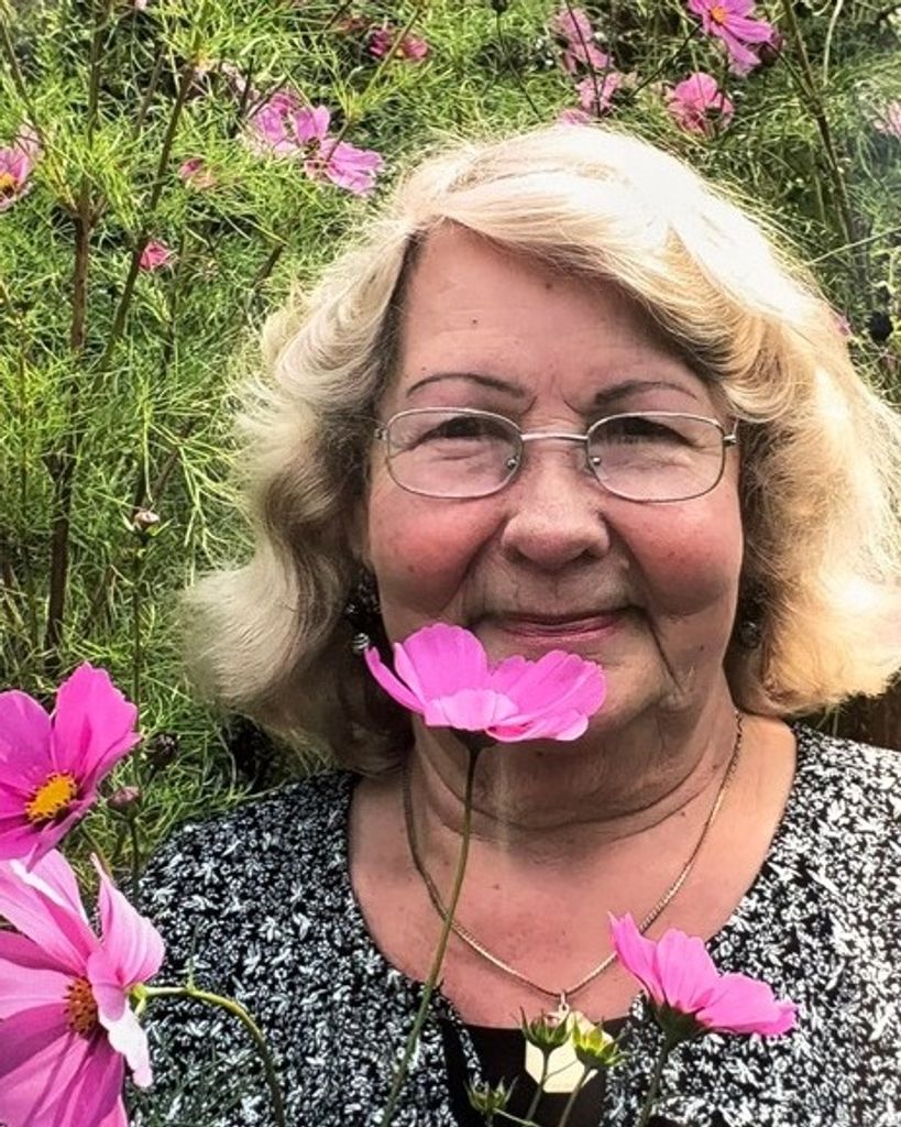 Renate S. Shyroky Profile Photo