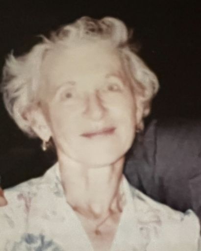 Adelheid Lansing's obituary image