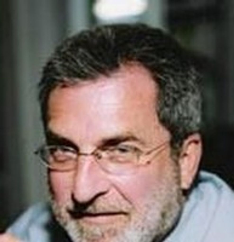 Greg W Bundrant