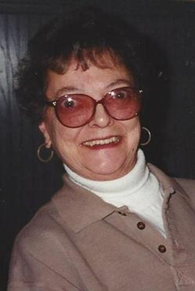 Charlotte "Chacha" E. Pohl