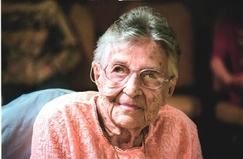 Christina Youngstrom Oswald Profile Photo