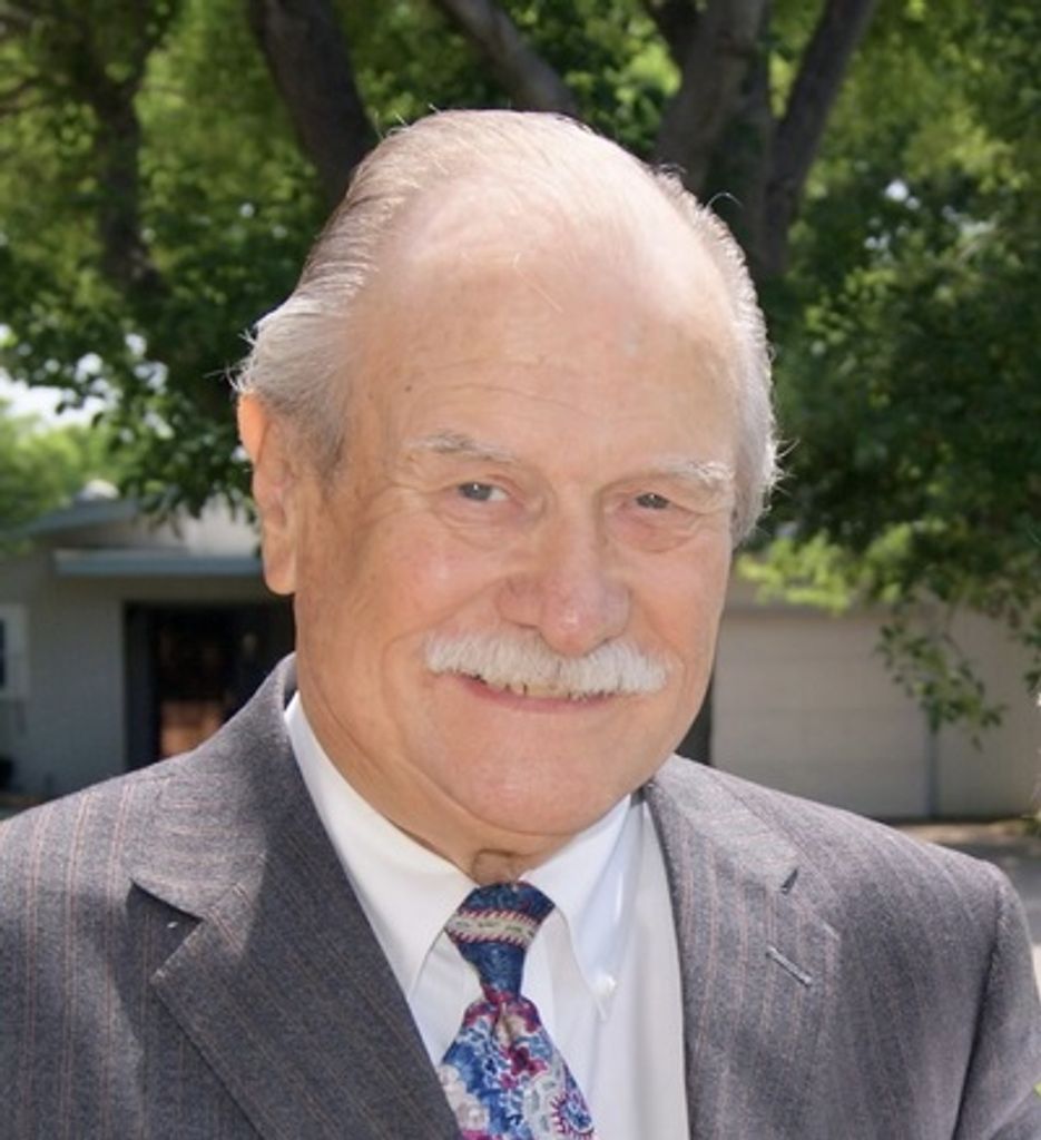 Max Leland Macon Profile Photo