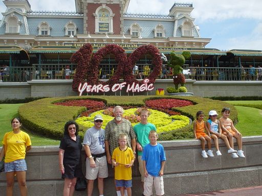 Robert Wayne Praus III photo gallery thumbnail 22 of 73