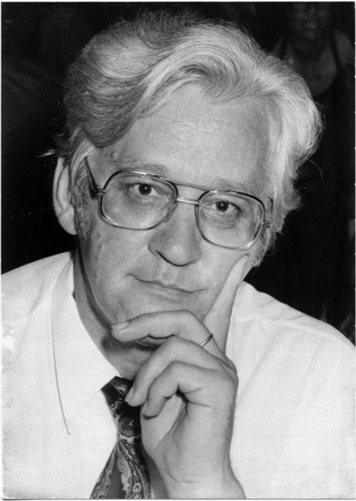 Dr. George  O.  Lysloff