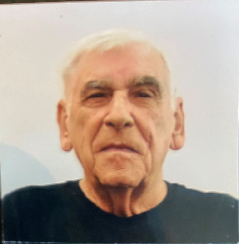 Charles "Chic" Comito