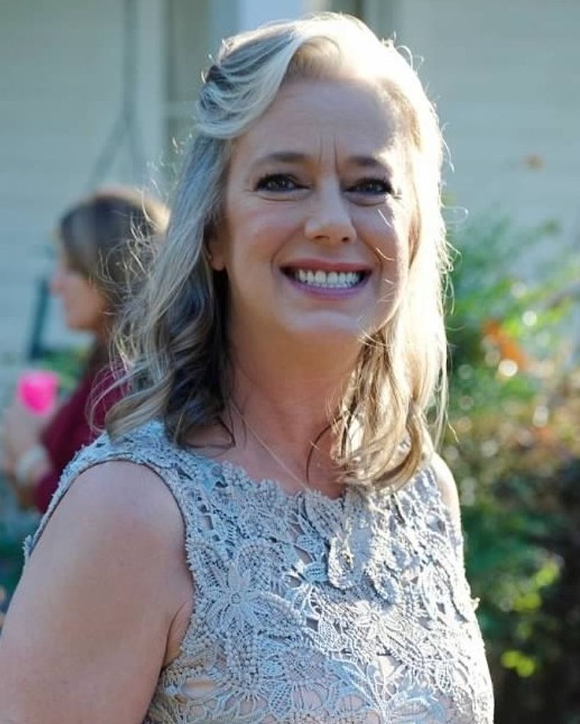 Lisa Anguizola Stewart