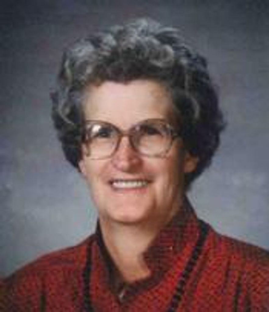 Elaine Stoddard Munns