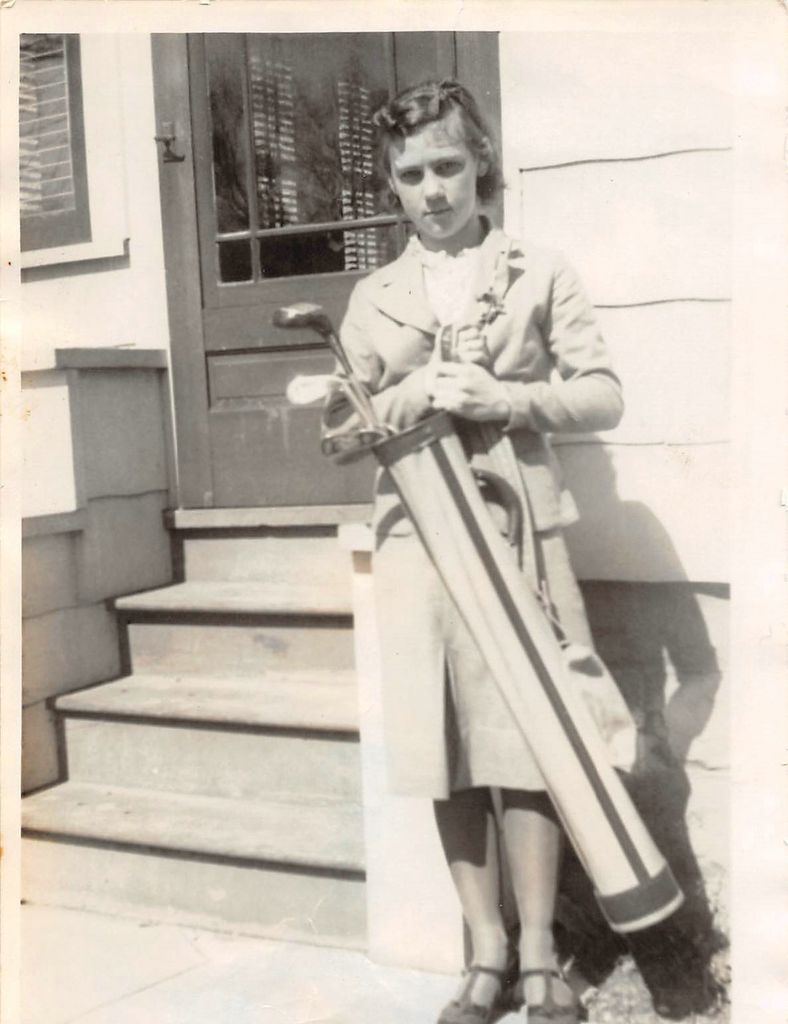 Dorothy M.  Bee Profile Photo