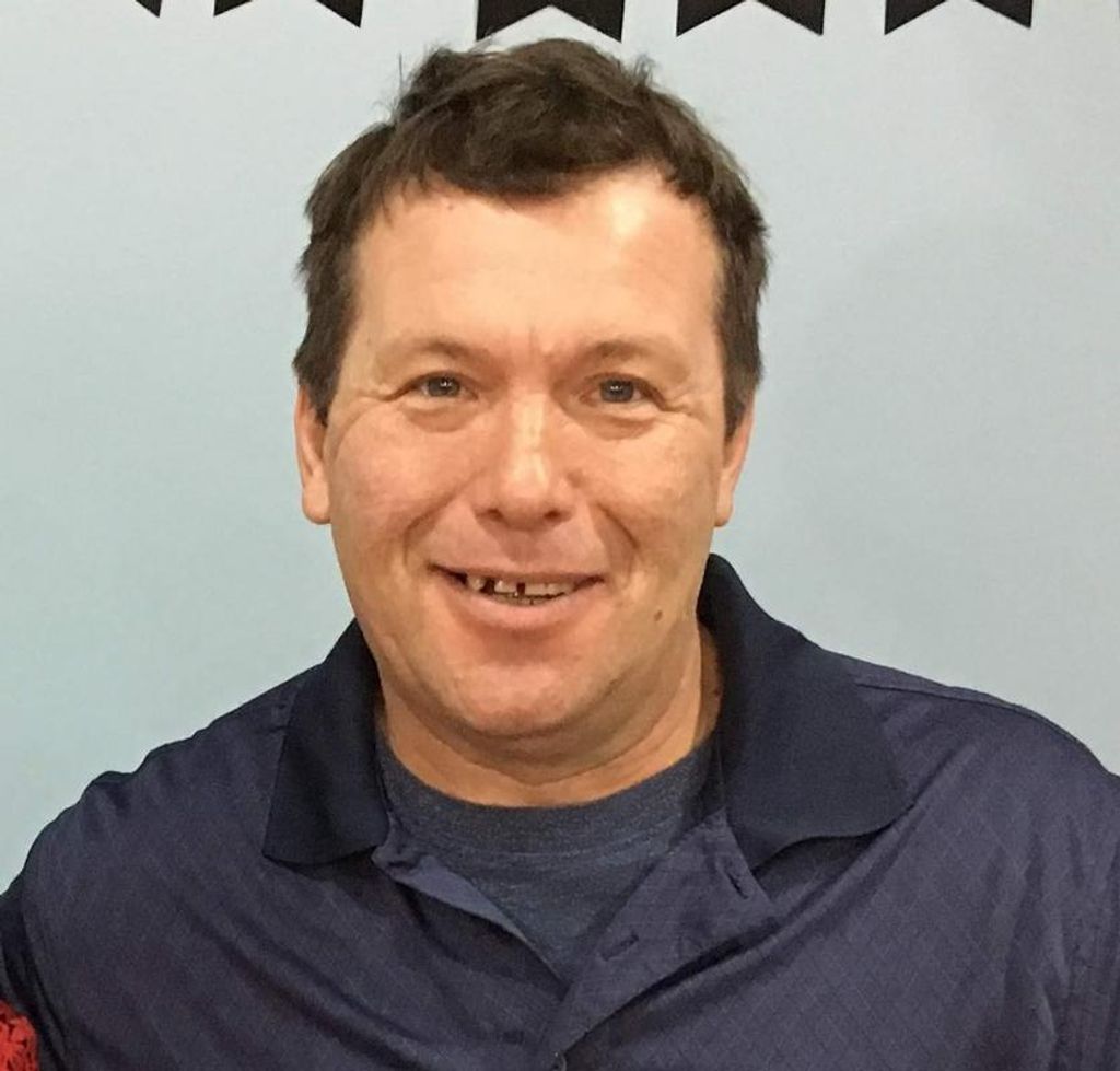 Garry Frank White Profile Photo