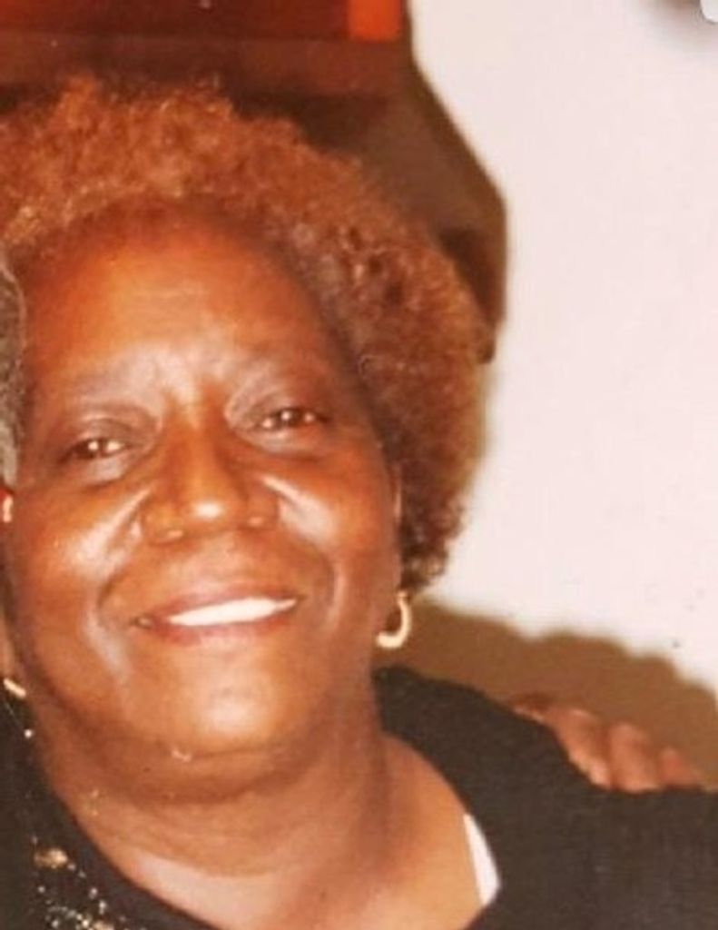 Ruth Ophelia Lumb Profile Photo