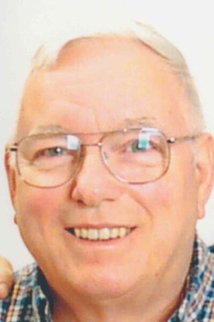 Lloyd J. Smith Profile Photo