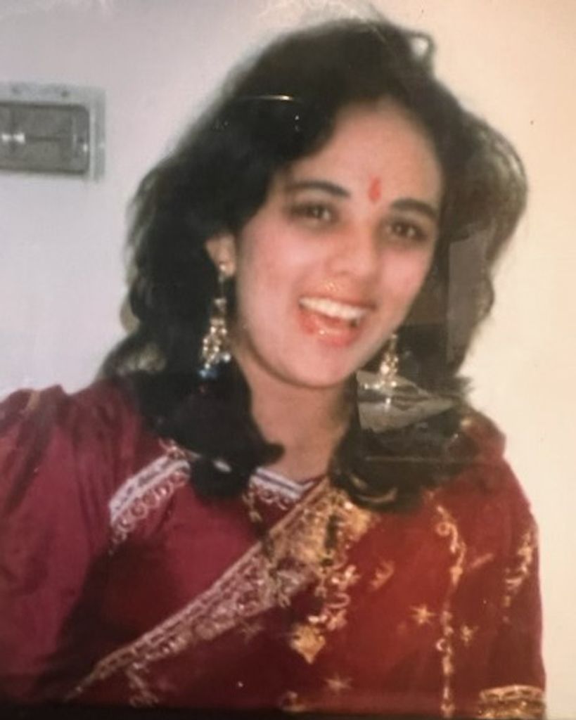 Romina Chopra Profile Photo