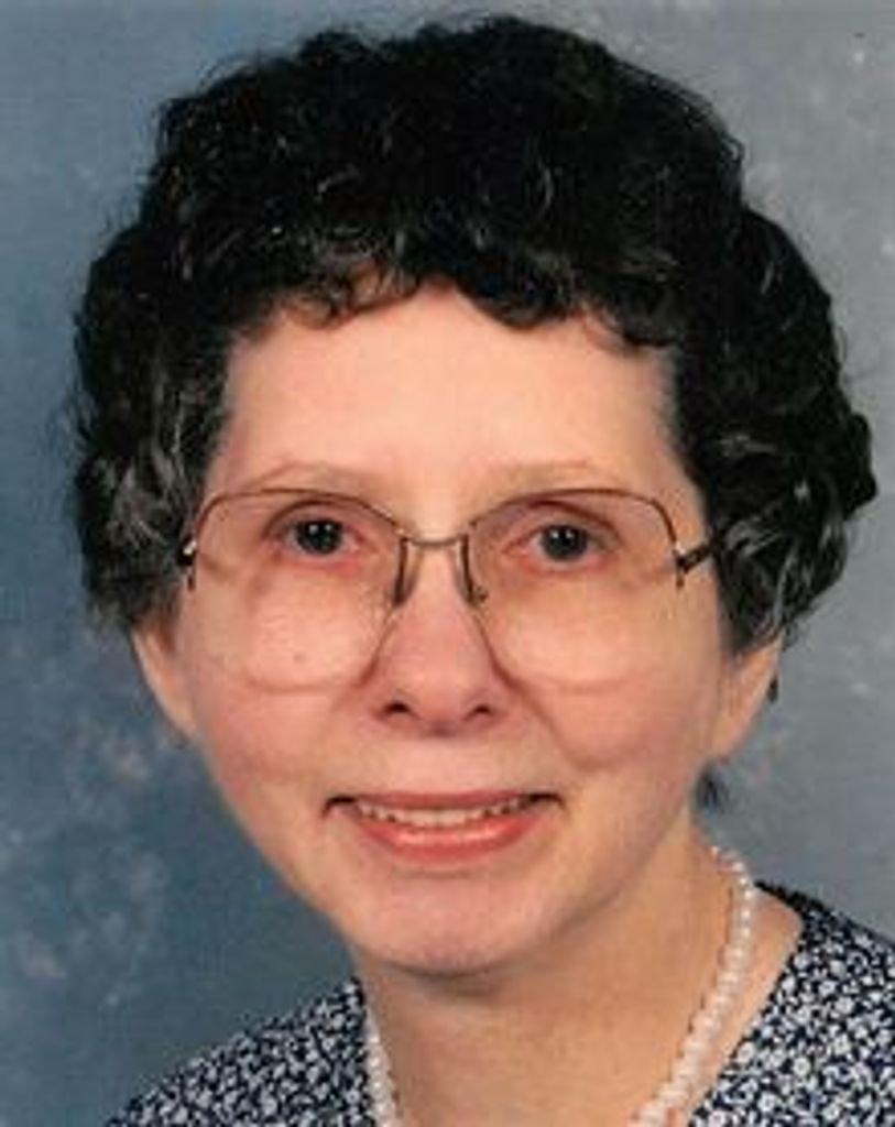 Sara Elliott Hill Profile Photo