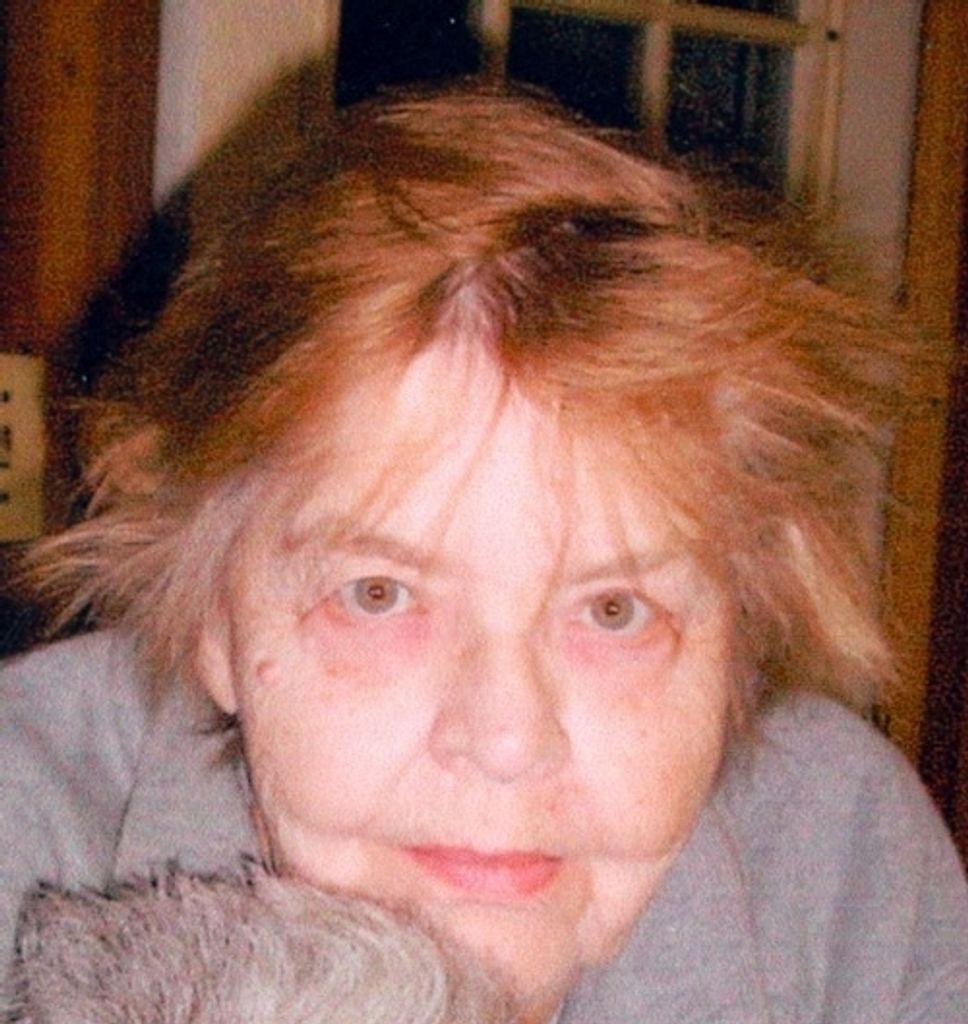 Darlene M Schmoll (Schlamp)