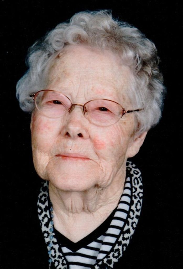 Leona J. Gaydusek Profile Photo