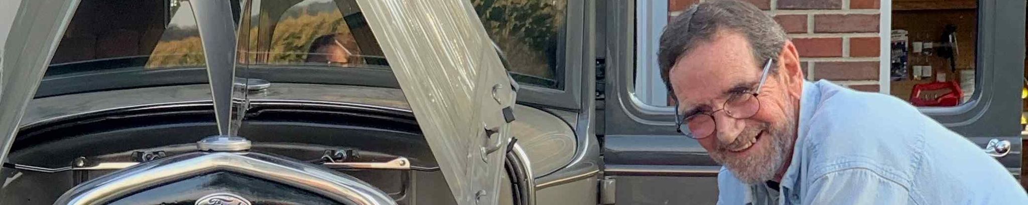 Cover for Michael Edward Ohlschwager, Jr.'s Obituary