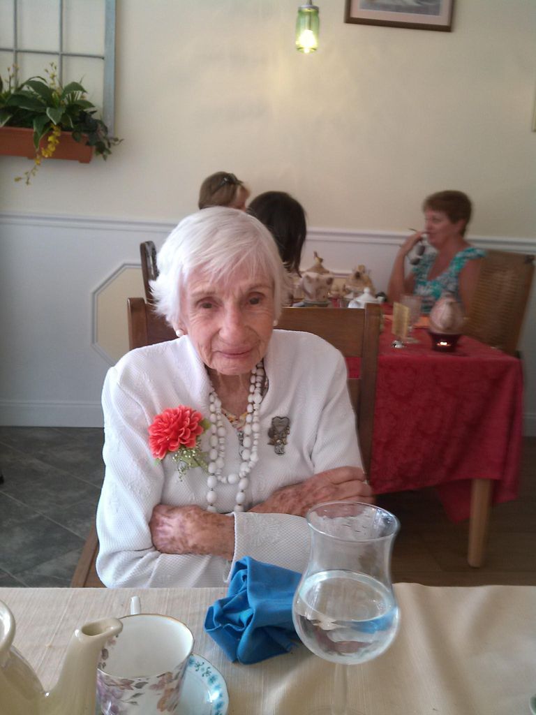 Elsie H. Straight