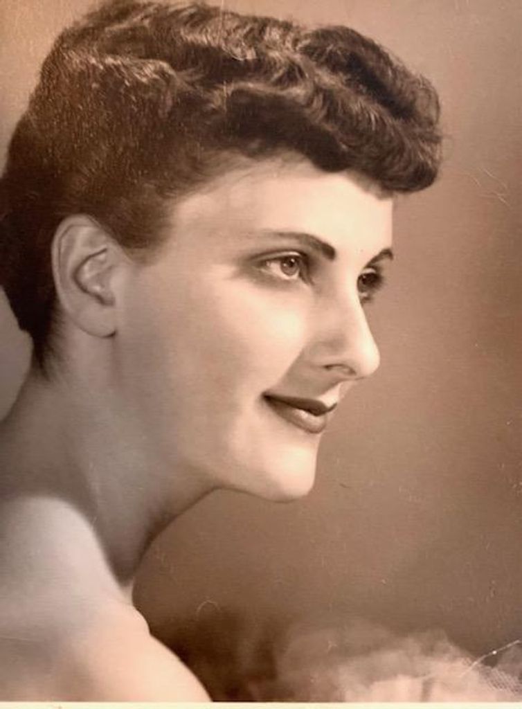 Mitzi S. (Stern)  Leider