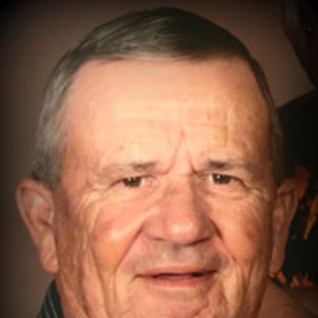 Thomas L Moll