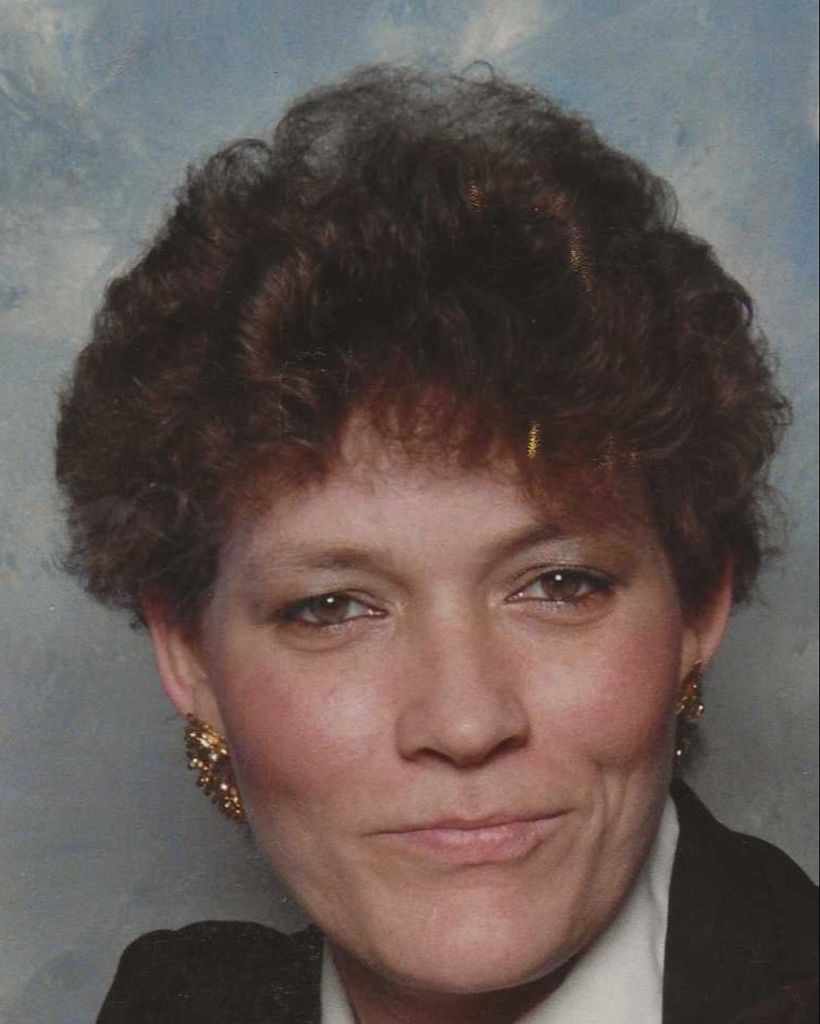 Teresa "Tessa May" Kiemele