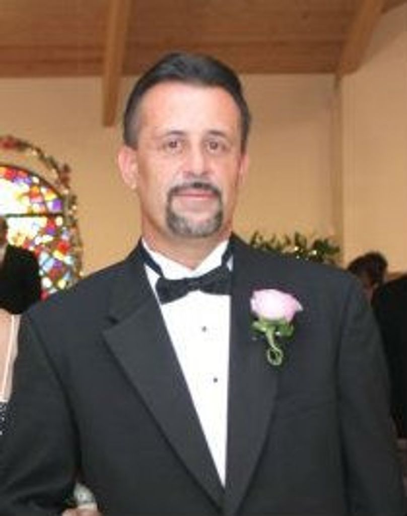 Thomas  Mercado
