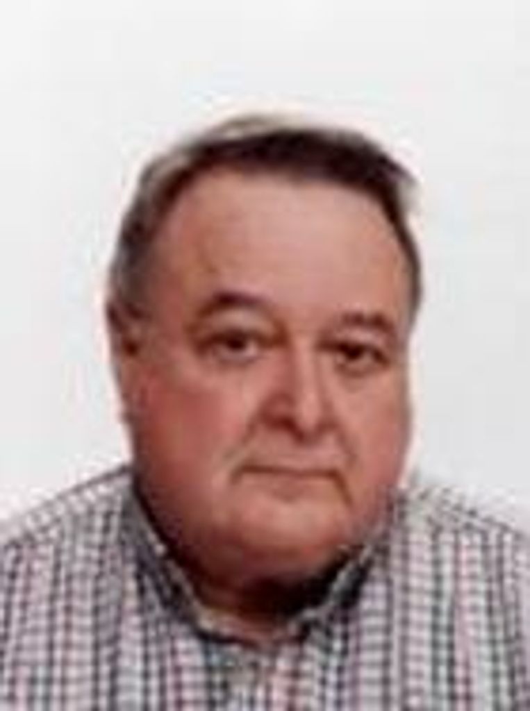 Robert Ray Profile Photo