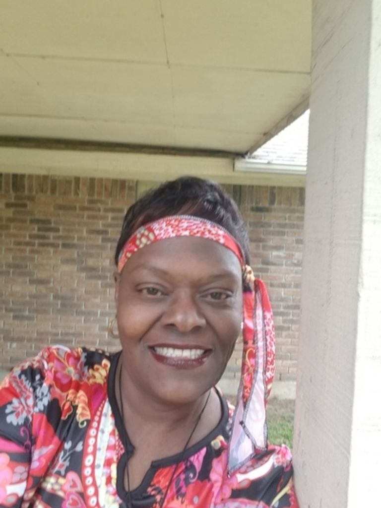 Quinette Marie Henderson