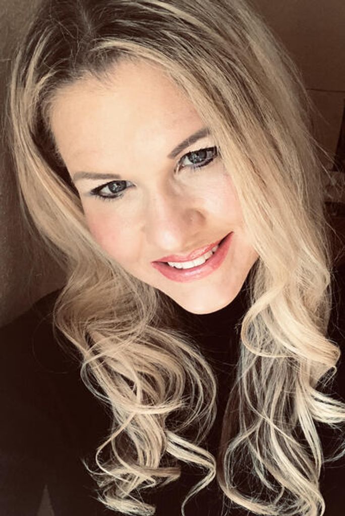 Hilary Aquino Profile Photo